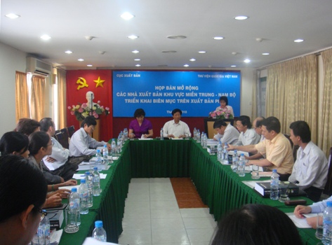 Họp bàn mở rộng các nhà xuất bản khu vực miền Trung - Nam Bộ triển khai biên mục trên xuất bản phẩm