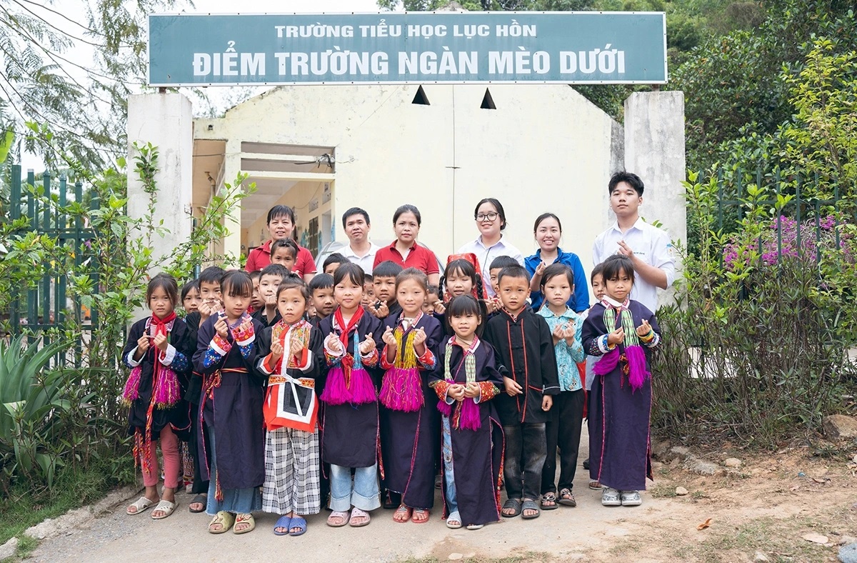 Học sinh Quảng Ninh lập tủ sách vùng cao, làm video, podcast lan toả văn hoá đọc