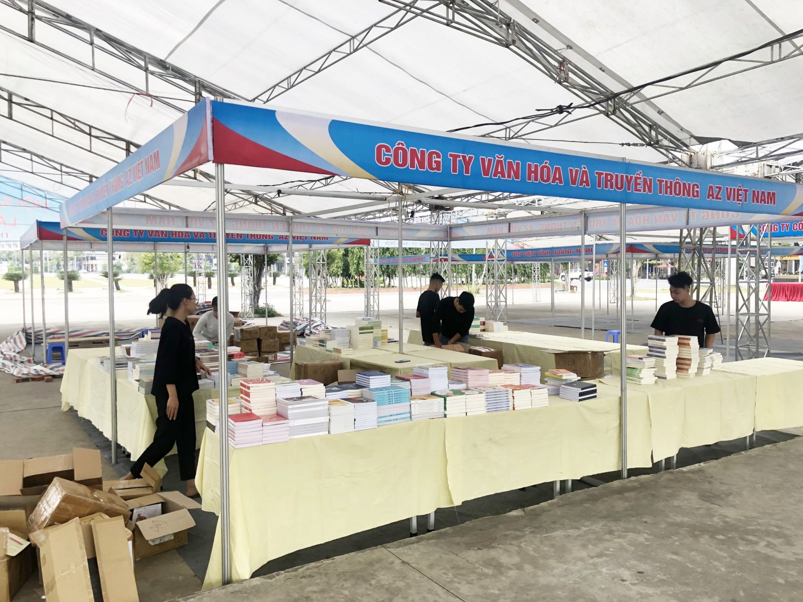 TRƯỚC NGÀY HỘI SÁCH: “Hơn 10 triệu bản sách sẵn sàng cho ngày Hội sách Quảng Ninh lần thứ I năm 2020”