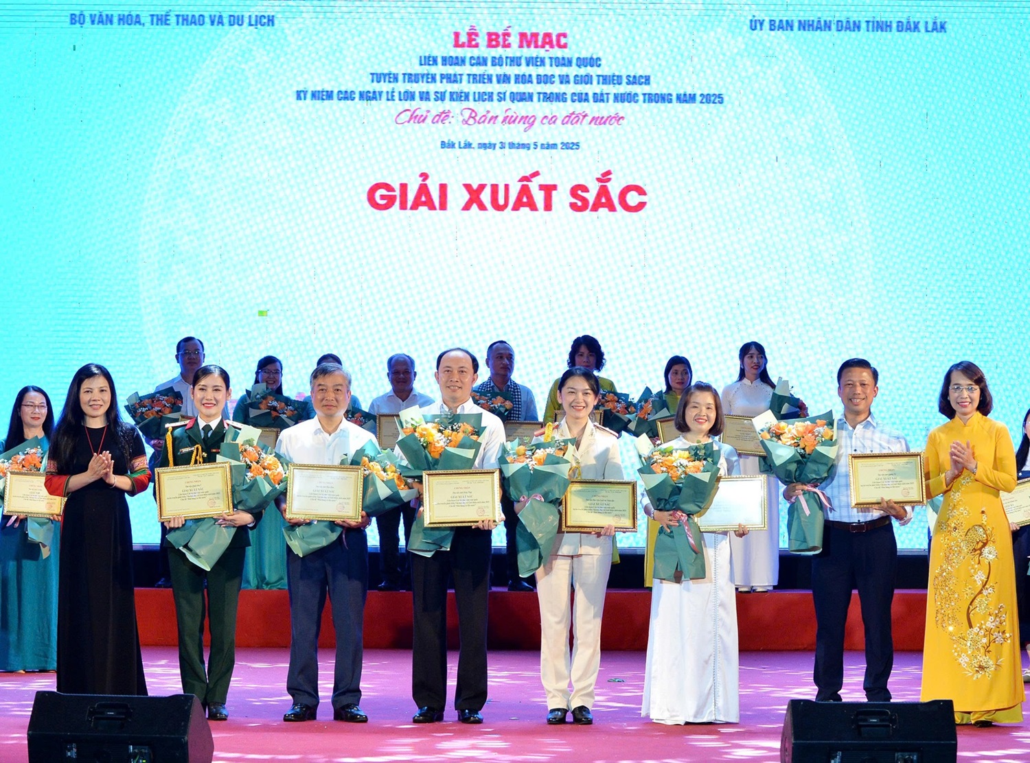 Bế mạc Liên hoan Cán bộ thư viện toàn quốc tuyên truyền phát triển văn hóa đọc và giới thiệu sách năm 2025