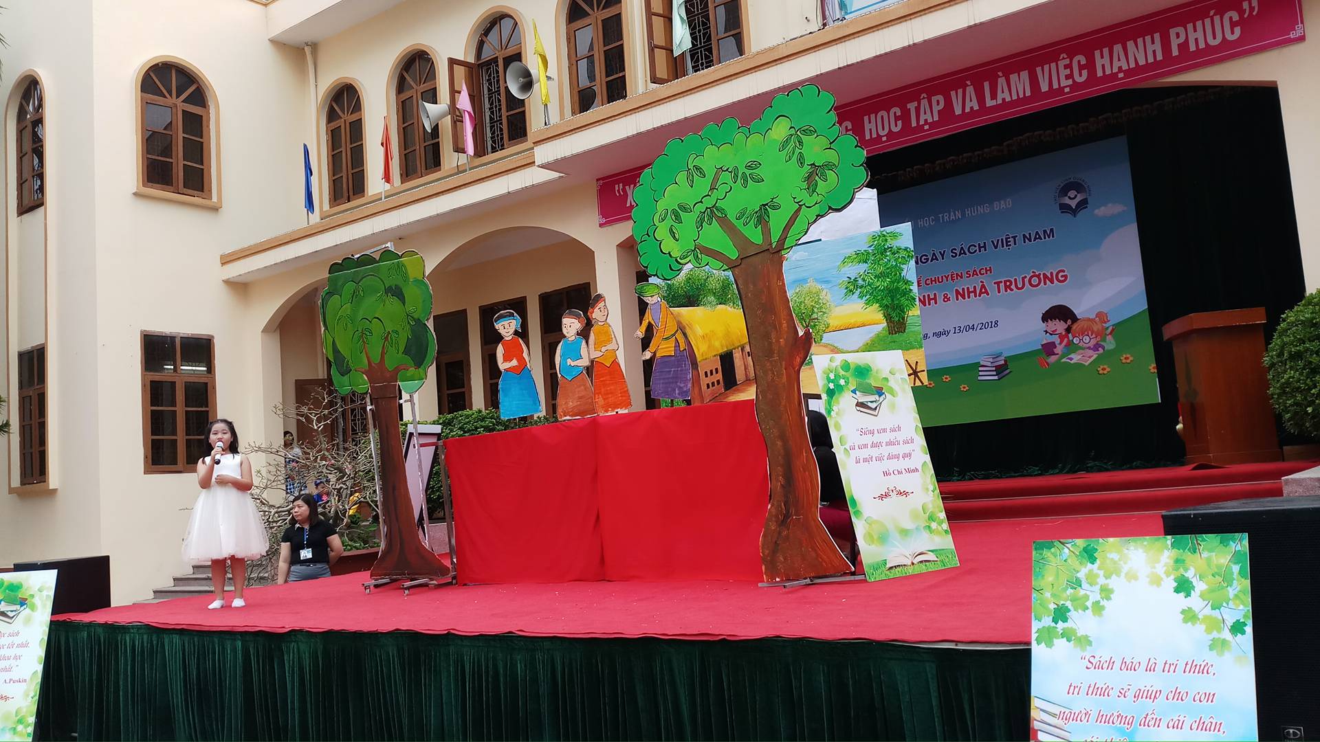 Thư viện tỉnh Quảng Ninh tổ chức chuyên đề Câu lạc bộ bạn đọc thiếu nhi nhân dịp kỷ niệm Ngày Nhà giáo Việt Nam 20/11.