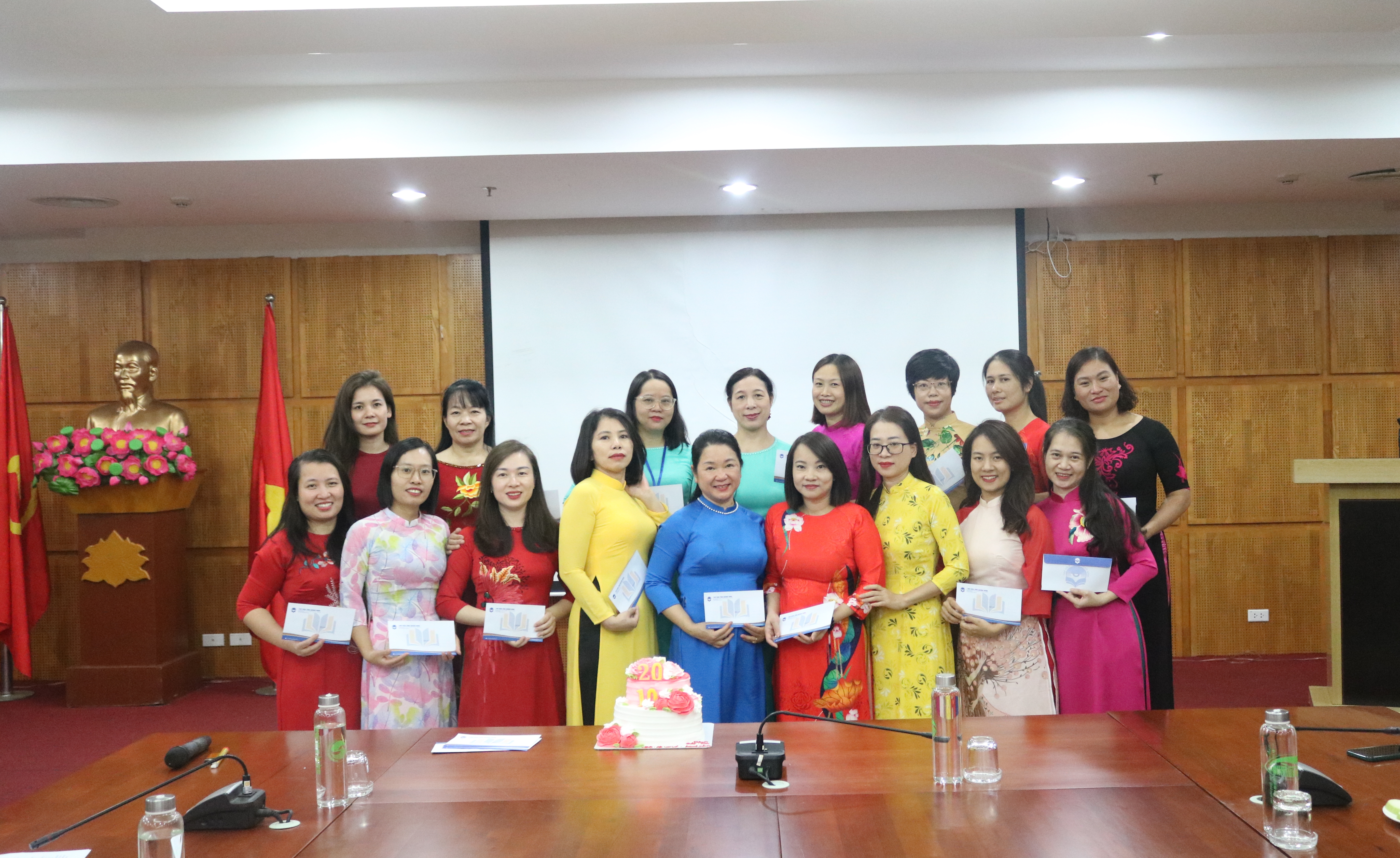 Gặp mặt kỷ niệm 93 năm Ngày thành lập Hội Liên hiệp Phụ nữ Việt Nam  (20/10/1930 – 20/10/2023) và Ngày Phụ nữ Việt Nam 20-10