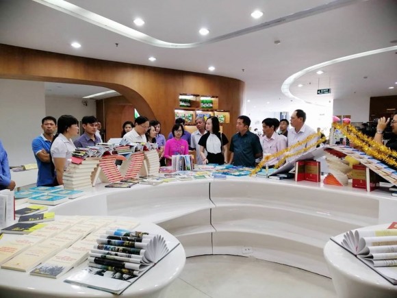 42956508_262350844419371_5853906765065748480_n (1).jpg